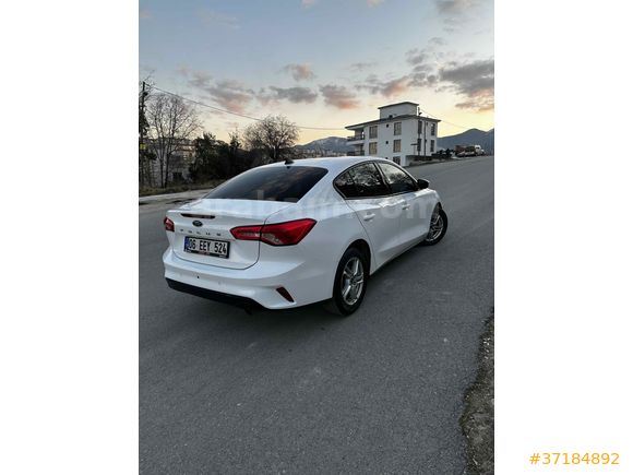 Sahibinden Ford Focus 1.5 TDCi Trend X 2020 Model Denizli 160000 km Beyaz