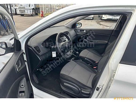 2016 MODEL HYUNDAİ i20 1.2 MPİ JUMP LPG Lİ