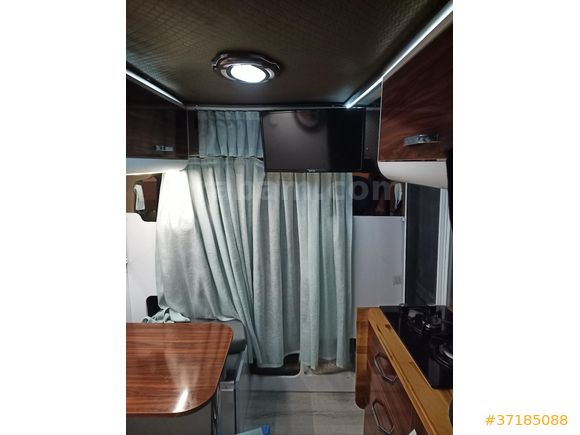 Memurdan 131700 Km, 4x4  özel  yapım Motokaravan