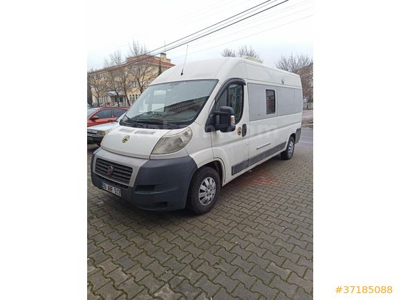 Memurdan 131700 Km, 4x4  özel  yapım Motokaravan