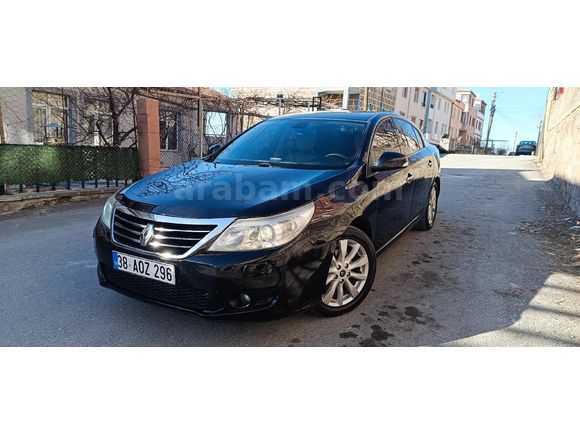 Sahibinden Renault Latitude 1.5 dCi Executive 2011 Model  282.000 km Siyah