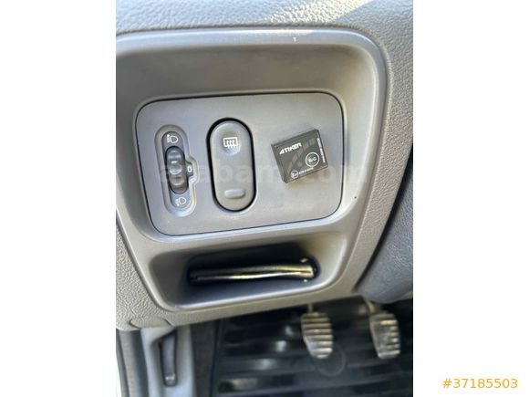 Sahibinden Renault Clio 1.4 RNA 2001 Model Adana