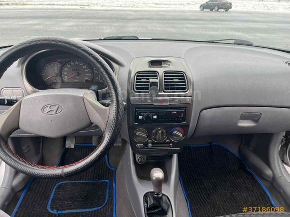 Sahibinden Hyundai Accent 1.3 GLS 2002 Model 