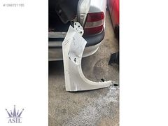 Ford courier sağ ön çamurluk çıkma orjinal