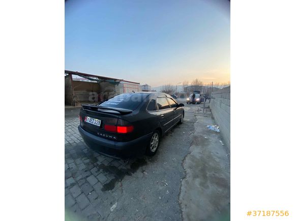 Sahibinden Renault Laguna 2.0 RXE 1997 Model 