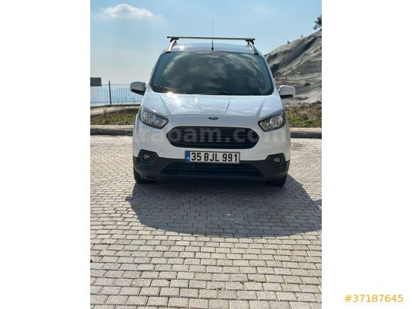 Sahibinden Ford Transit Courier 1.5 TDCi Deluxe 2022 Model