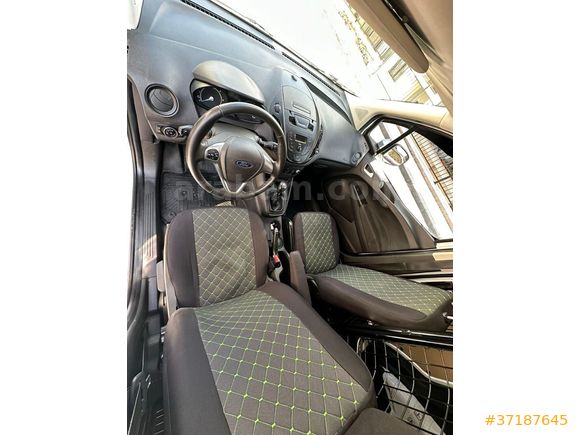 Sahibinden Ford Transit Courier 1.5 TDCi Deluxe 2022 Model