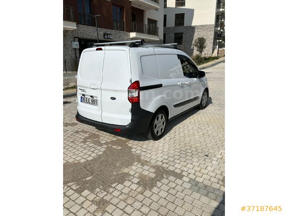 Sahibinden Ford Transit Courier 1.5 TDCi Deluxe 2022 Model