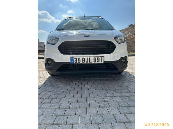 Sahibinden Ford Transit Courier 1.5 TDCi Deluxe 2022 Model