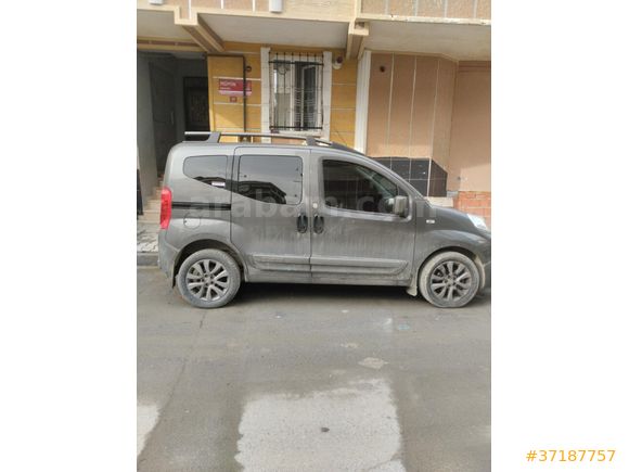 Sahibinden Fiat Fiorino Combi 1.3 Multijet 100. Yıl Özel Seri 2023 Model  20.000 km Beyaz