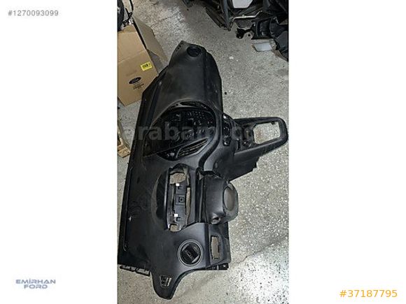 FORD COURİER GÖGÜS ÇIKMA ORJİNAL