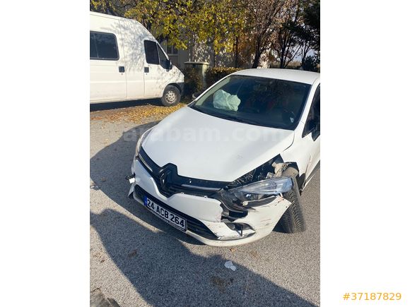 Sahibinden Renault Clio 0.9 TCe Joy 2020 Model 