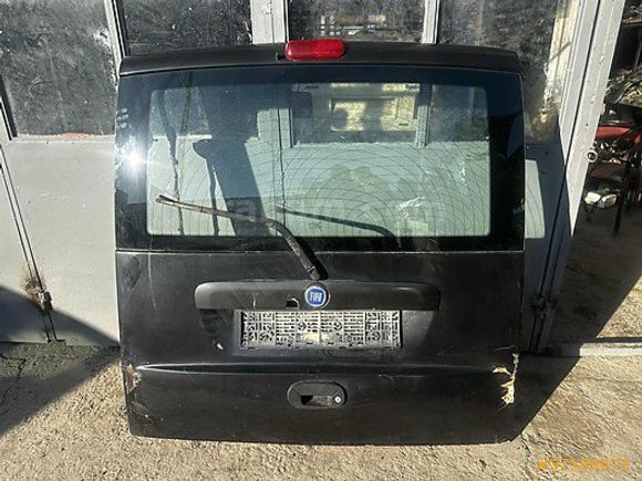 FİAT DOBLO 1 2 TEMİZ BAGAJ KAPAĞI
