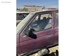 SKODA FAVORİT TEMİZ SOL ÖN KAPI