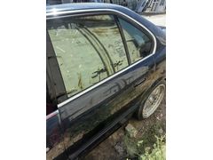 BMW E34 SOL ARKA KAPI
