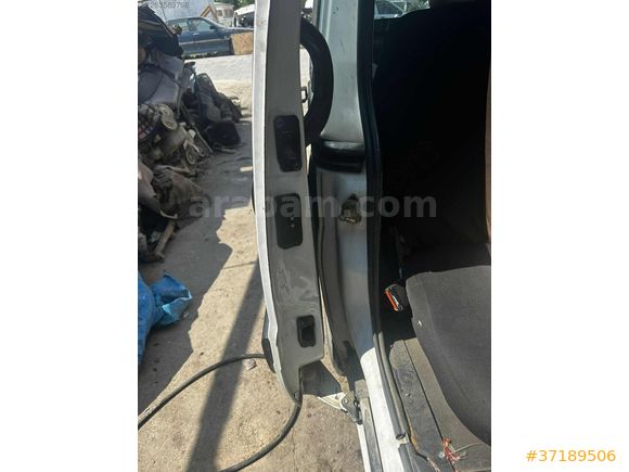 ORJİNAL KANGO SAĞ SÜRGÜLÜ KAPI