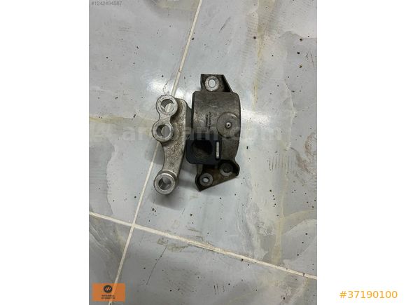 FİAT DOBLO SAĞ 1.6 MOTOR KULAĞI