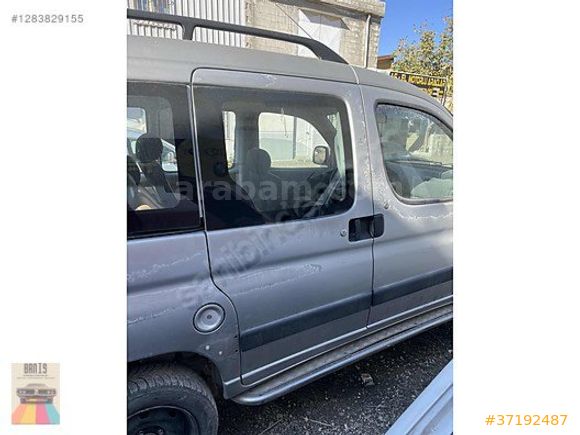 PEUGEOT PARTNER SAĞ ÖN KAPI ÇIKMA ORİJİNAL