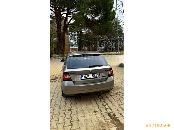 Sahibinden Skoda Fabia 1.2 TSI Style 2015 Model 
