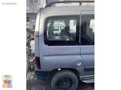 PEUGEOT PARTNER SAĞ ARKA ÇAMURLUK ÇIKMA HATASIZ
