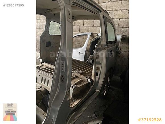 CİTRÖEN BERLİNGO SOL ÖN KAPI HATASIZ