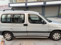 PEUGEOT PARTNER SAĞ SÜRGÜLÜ KAPI ÇIKMA HATASIZ