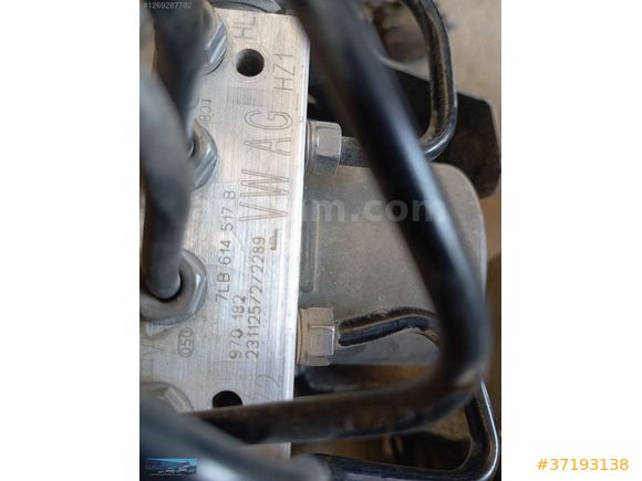 WW Transporter T7 ABS Kütük 7LB614517B