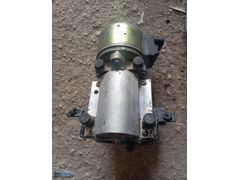 Citroen C.5.Sispansyon pompası.96367138000
