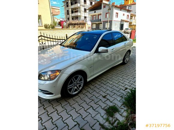 Sahibinden değişensiz Mercedes - Benz C 180 Kompressor BlueEFFICIENCY AMG 2011