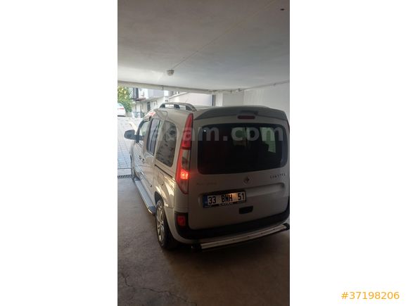Sahibinden Renault Kangoo Multix 1.5 dCi Touch 2016 Model Adana