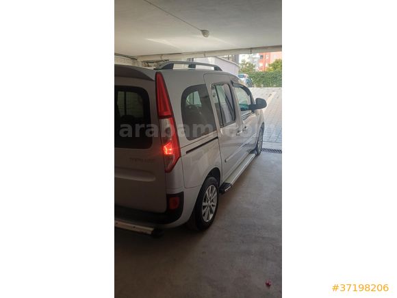 Sahibinden Renault Kangoo Multix 1.5 dCi Touch 2016 Model Adana