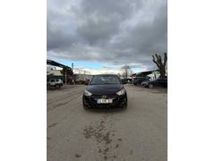 Sahibinden Hyundai i20 1.4 CRDi Jump 2014 Model  176000 km Siyah