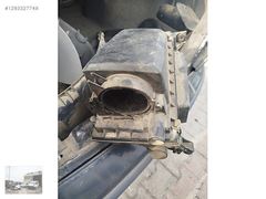 VOLVO S40 - V40 ÇIKMA ORJİNAL HAVA FİLTRE KUTUSU