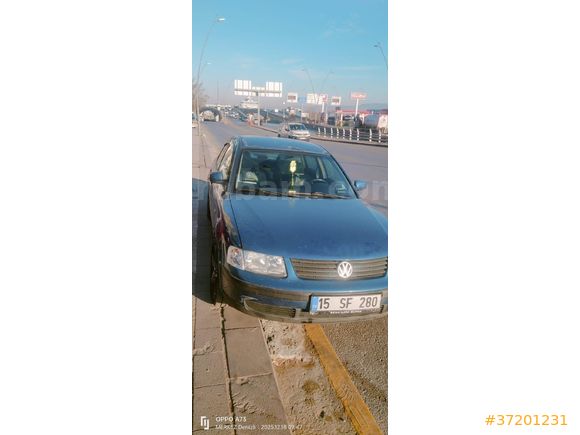 Sahibinden Volkswagen Passat 1.9 TDi 2000 Model  365.000 km Mavi