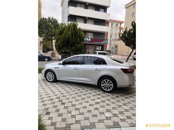 Sahibinden Hatasız Boyasız Megane 1.5 dCi Touch 2020 Model 96.900 km Gri (titanyum)