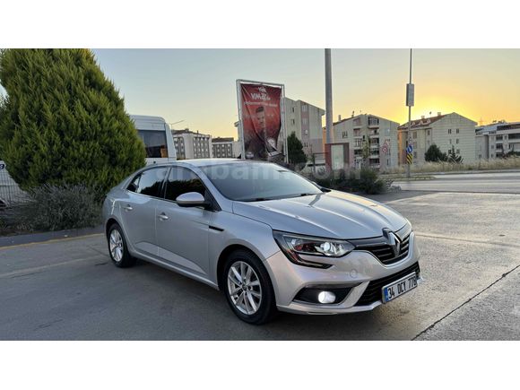 Sahibinden Hatasız Boyasız Megane 1.5 dCi Touch 2020 Model 96.900 km Gri (titanyum)