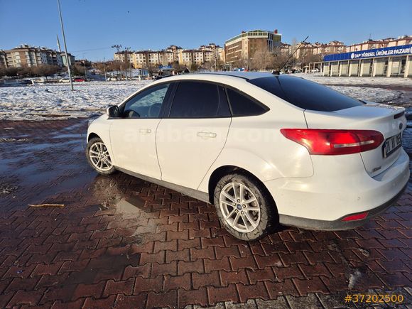 Sahibinden   Ford Focus 1.6 TDCi Trend X 2015 Model