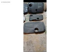 Renault grubu Trafic Master motor üst koruma kapağı
