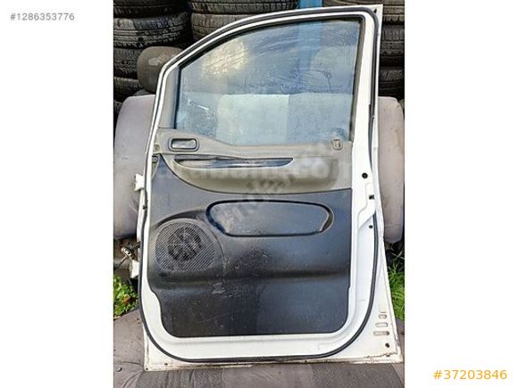 Hyundai starex sağ ön kapı