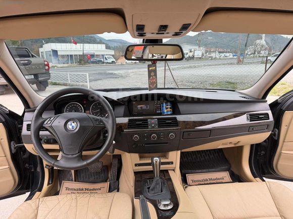 EMSALSİZ BMW 520i E60 ORJİNAL 165 BİN KM'de BAKIMLI+SUNROOF