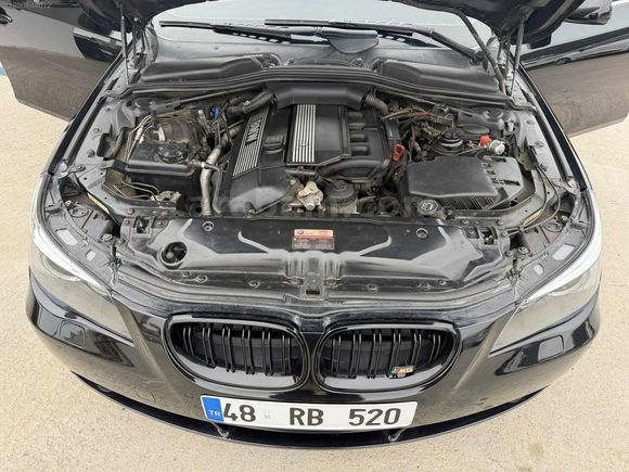 EMSALSİZ BMW 520i E60 ORJİNAL 165 BİN KM'de BAKIMLI+SUNROOF
