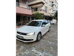 Sahibinden Volkswagen Jetta 1.2 TSi Comfortline 2013 Model  200.000 km Beyaz