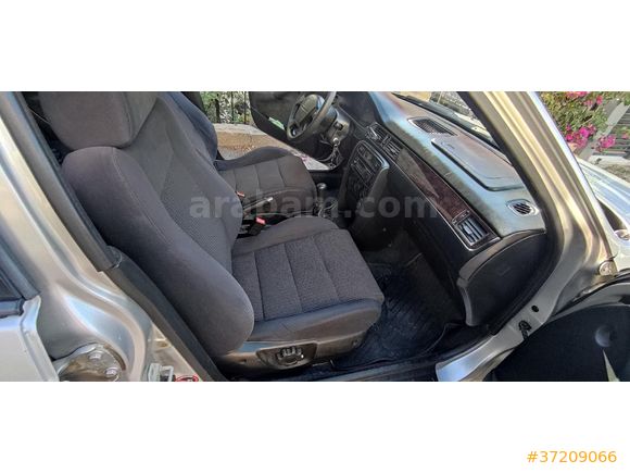 Sahibinden Honda Civic 1.4 i S 1998 Model
