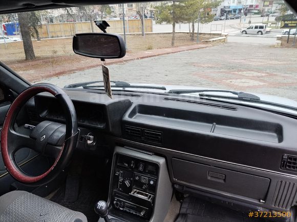 Galeriden Renault R 9 1.4 Broadway GTE 1994 Model