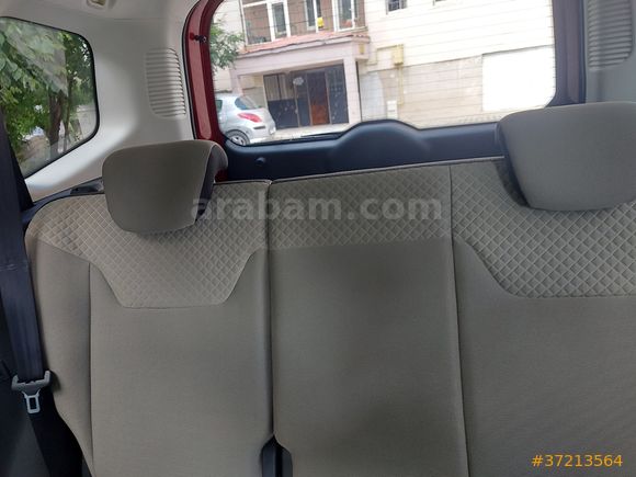 Temiz Ford Tourneo Courier 1.5 TDCi Titanium Plus 2018 Model Hatasız