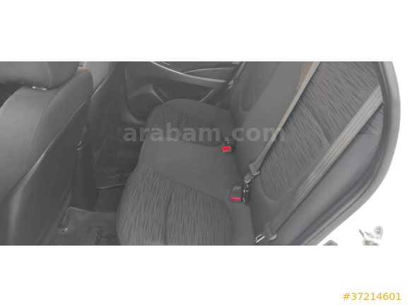 Sahibinden Hyundai Accent Blue 1.6 CRDI Mode Plus 2015 Model 