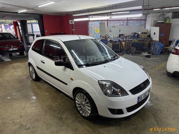 Sahibinden Ford Fiesta Van 1.4 TDCi 2008 Model 