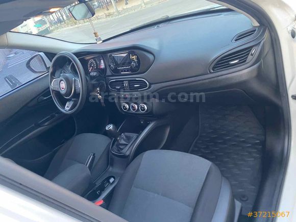2022 MODEL  FIAT EGEA SERVİS BAKIMLI TRAMERSİZ AİLE ARACI