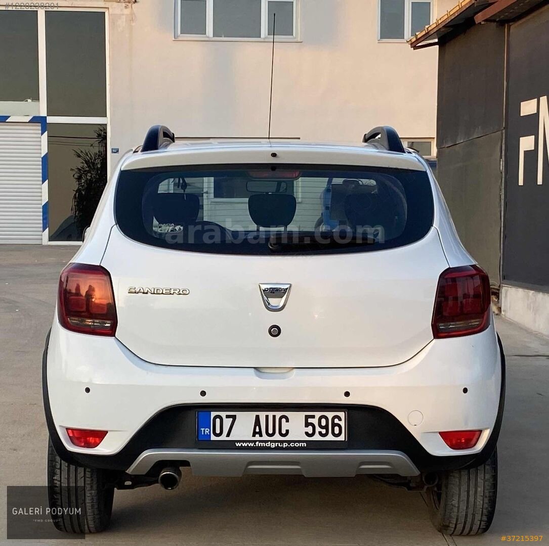 Galeriden Dacia Sandero 0.9 TCe Stepway 2018 Model Antalya 170.000 km Beyaz 5
