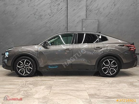 Galeriden Citroen e-C4 X Shine Bold 2023 Model Konya 33.400 km Gri